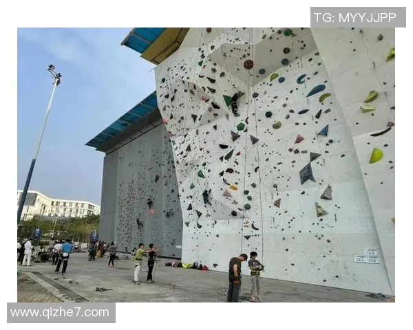 广州攀岩队实力揭秘：挑战极限的勇者之路与荣耀时刻MBA