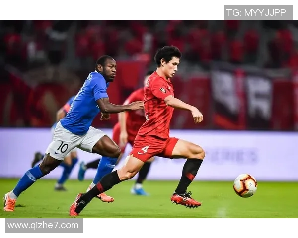 上港与建业激战正酣文字直播全程为您呈现精彩瞬间 上港与建业激战正酣文字直播全程为您呈现精彩瞬间