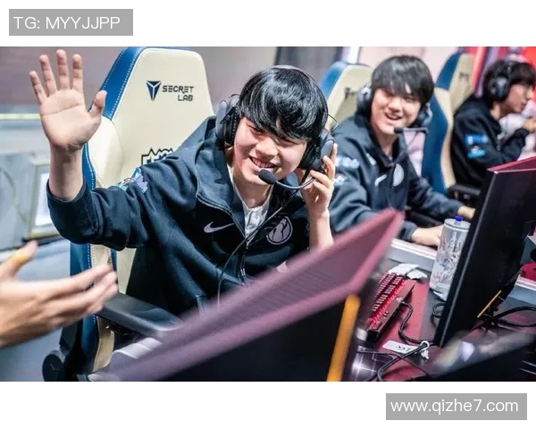 国际邀请赛分析：FPX团队协作与战术执行的精彩表现